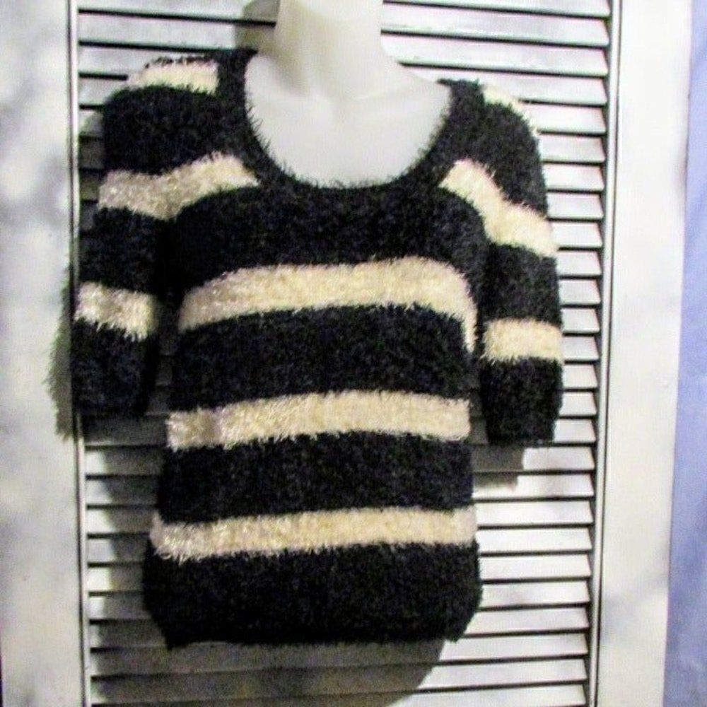 Philosophy XS striped fuzzy sweater - Picture 6 of 11